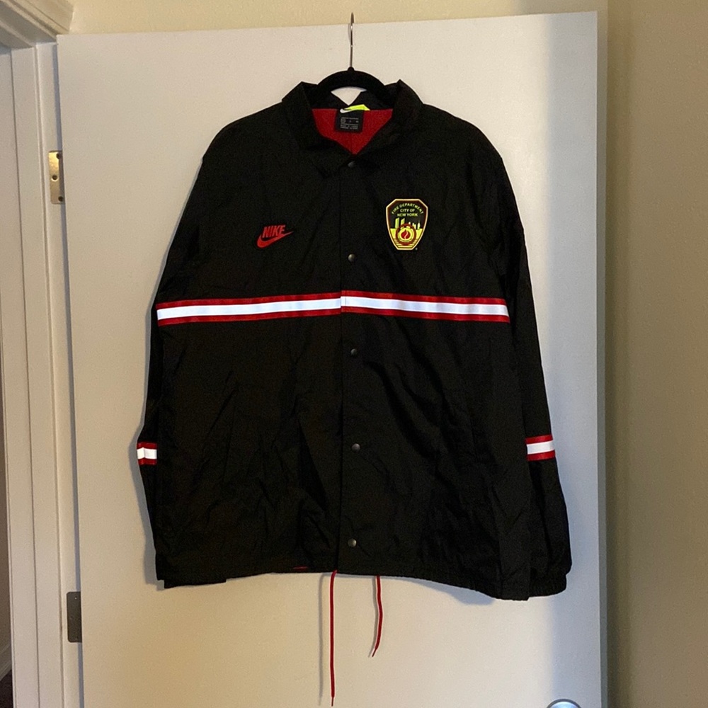 NEW XL Nike jacket